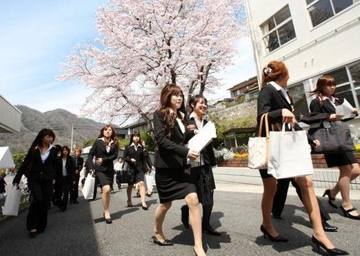 日本留学：公派留学机票预订相关知识问答