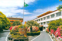 东大阪大学柏原高级中学